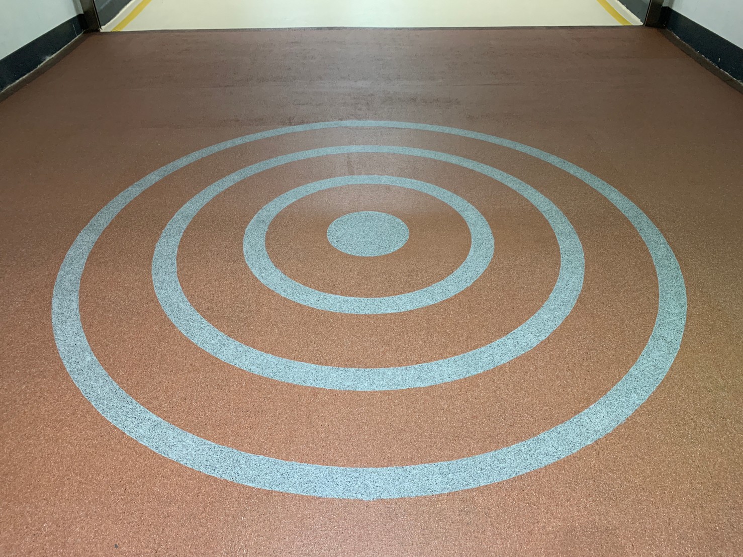 藤原地面止滑型用多彩漆