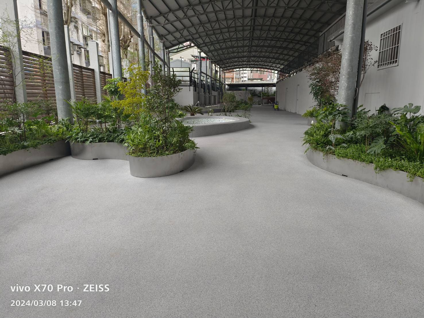 藤原地面止滑型用多彩漆